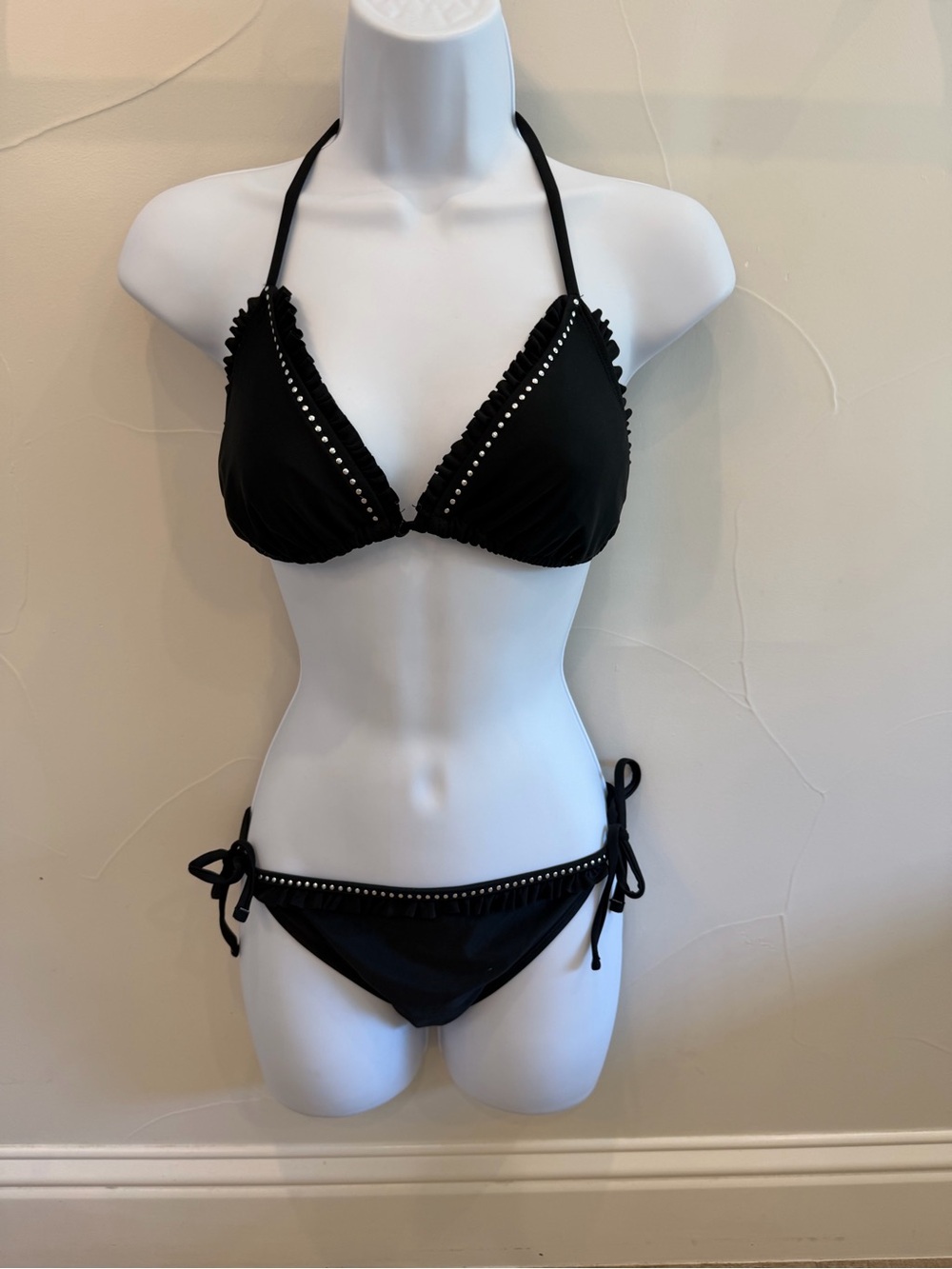 Xhilaration Black Ruffle Triangle Bikini Set with Stud Accents - Small